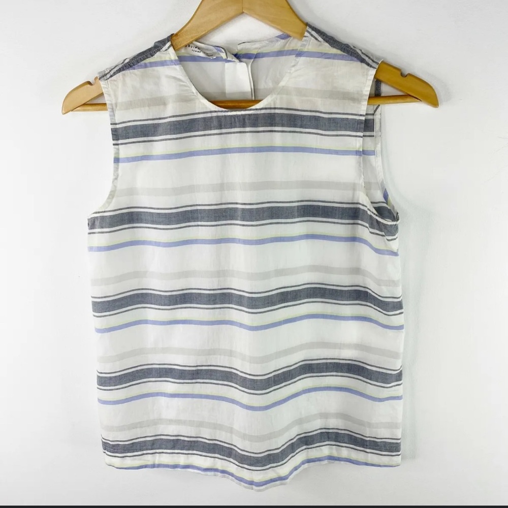 Equipment Women’s Blue Gray Striped Sleeveless Button Back Blouse